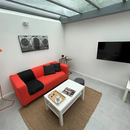 Maison Climatisee Avec Jardin